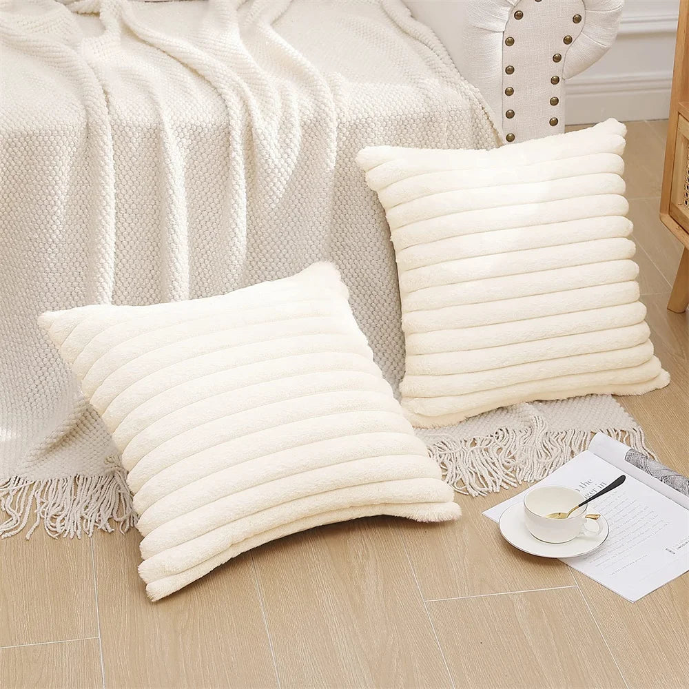 Housse de Coussin Nordic en Faux Fourrure - Gris